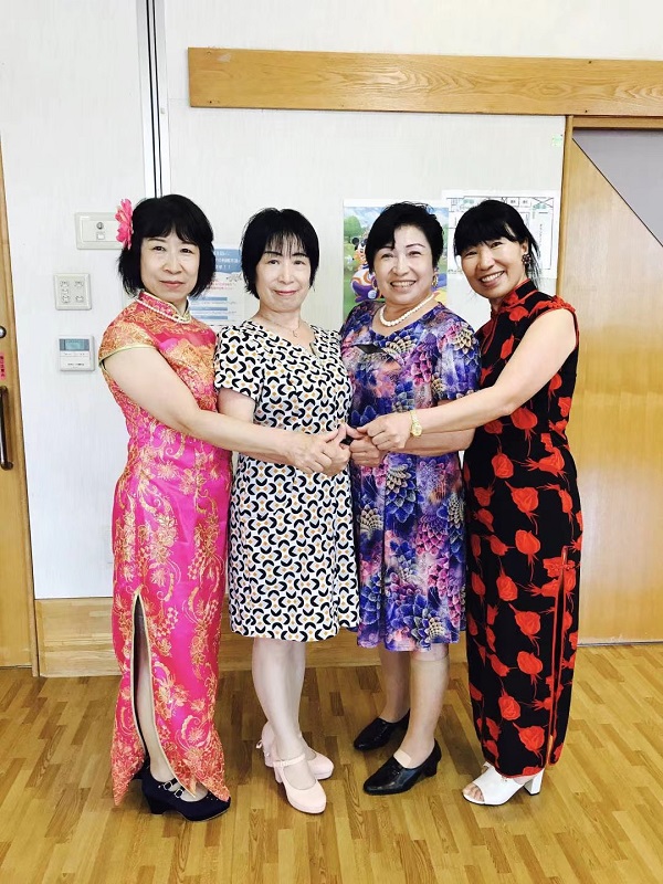 三姐妹.jpg