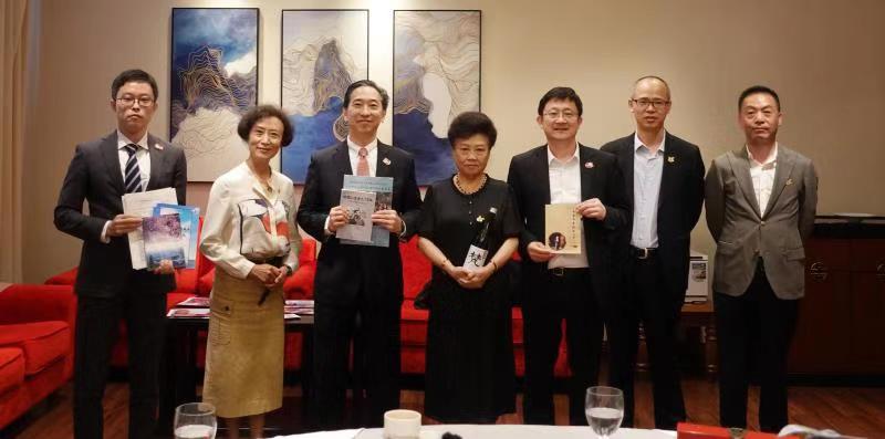 日本驻沈阳总领事关注哈尔滨市日本遗孤养父母联谊会工作